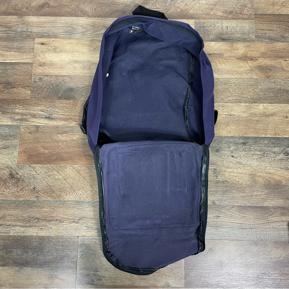 Purple Backback - Picture 3 of 9